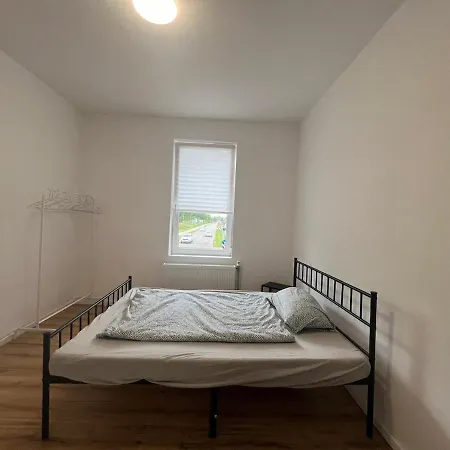 Large And Spacious Apartment, Washing Machine, Wifi&tv Άλτενμπουργκ