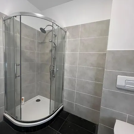 Διαμέρισμα Large And Spacious Apartment, Washing Machine, Wifi&tv *