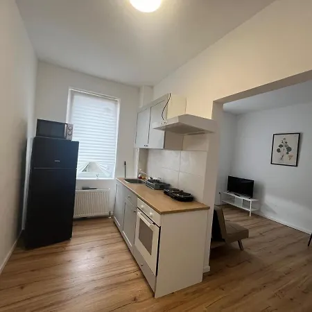 Διαμέρισμα Large And Spacious Apartment, Washing Machine, Wifi&tv *