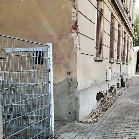 Διαμέρισμα Large And Spacious Apartment, Washing Machine, Wifi&tv